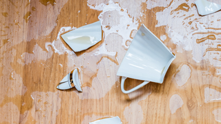 Jury rules restaurant isn’t liable for waitress spilling hot tea on guest